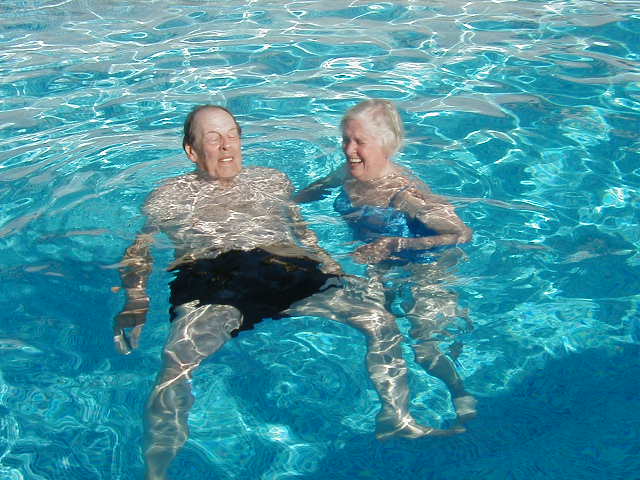 cocky and glory in the pool 2