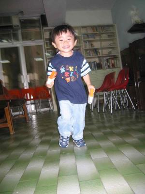 10_4_05d.jpg