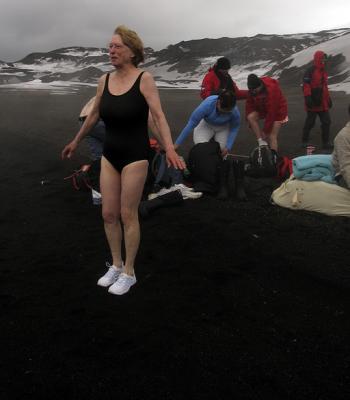 posed for a cheescake shot in sub-freezing temps, ....