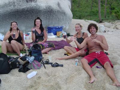 Ko Pha Ngan - Haad Tien (Anna, Claire, Shannon, Johnny)