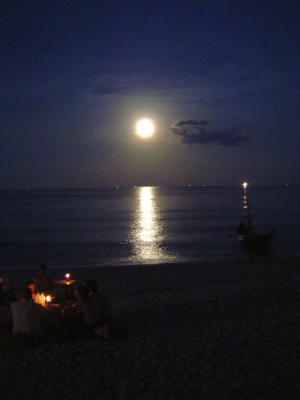 Ko Pha Ngan - full moon.  Party Time.