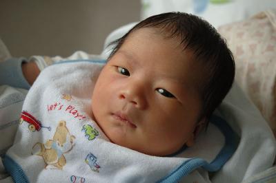 Serious Baby (4 days old)