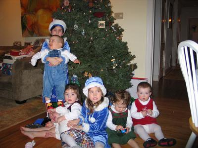 xmas_ogilvies_kids.jpg