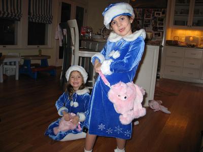 xmas_ogilvies_cousins.jpg