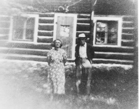 Great Grandpa Henry and his daughter Helen in 1946