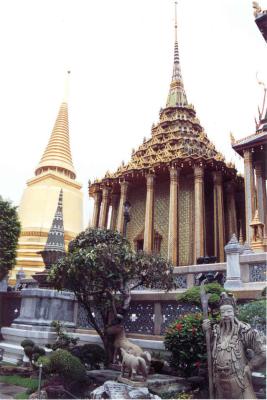 phrakaew16.jpg