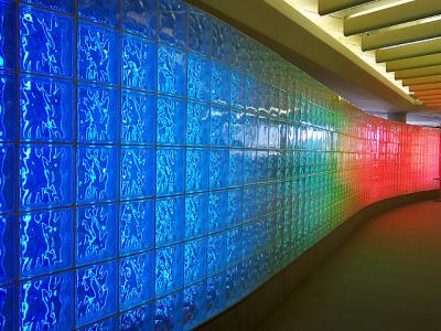 color wall, dulles airport