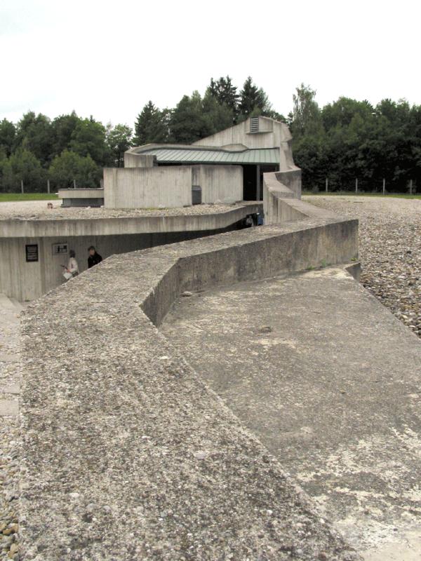 english-memorial.gif