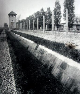 Guard-tower-1942.gif