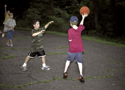 u15/minoltian/medium/38848442.HoopsNet.jpg