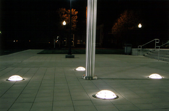u15/minoltian/upload/38772102.CourtHouseLights2FujiN.jpg