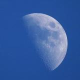 Minolta 500mm AF Reflex Blue Sky Moon2689.jpg