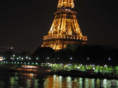 u15/ralph_s/medium/41838024.03647EiffelToweratnight.jpg