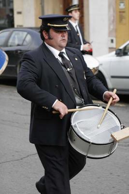 Drummer in small procession in a village near Seville1170.jpg