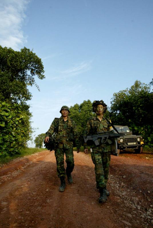 bn_hq1small.jpg