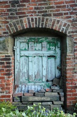 27 April - Walled Garden