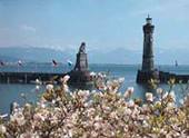 Lake Lindau Harbour entrance.jpg