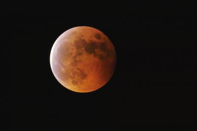 Full Lunar Eclipse October 27, 2004