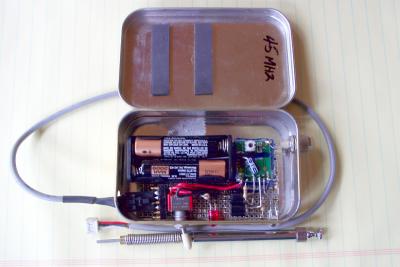  RC receiver, ver 3. The antenna connector is to the upper right and on the bottom is the antenna and the camera connection plug