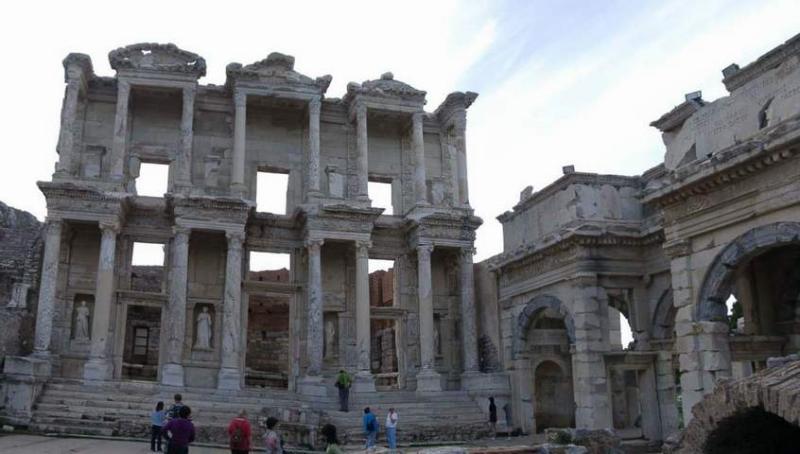 Library of Celsus<br />(Ephesus) 1