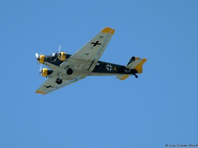 u15/staggerwing/medium/38830278.TRIMOTOR.jpg