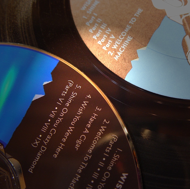 <B>The Song Remains The Same</B><BR><FONT size=2>by Poss</FONT>
