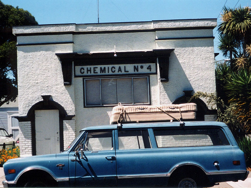<br>Chemical No. 4 <br><font size=1>by Howard Cheng</font></p>