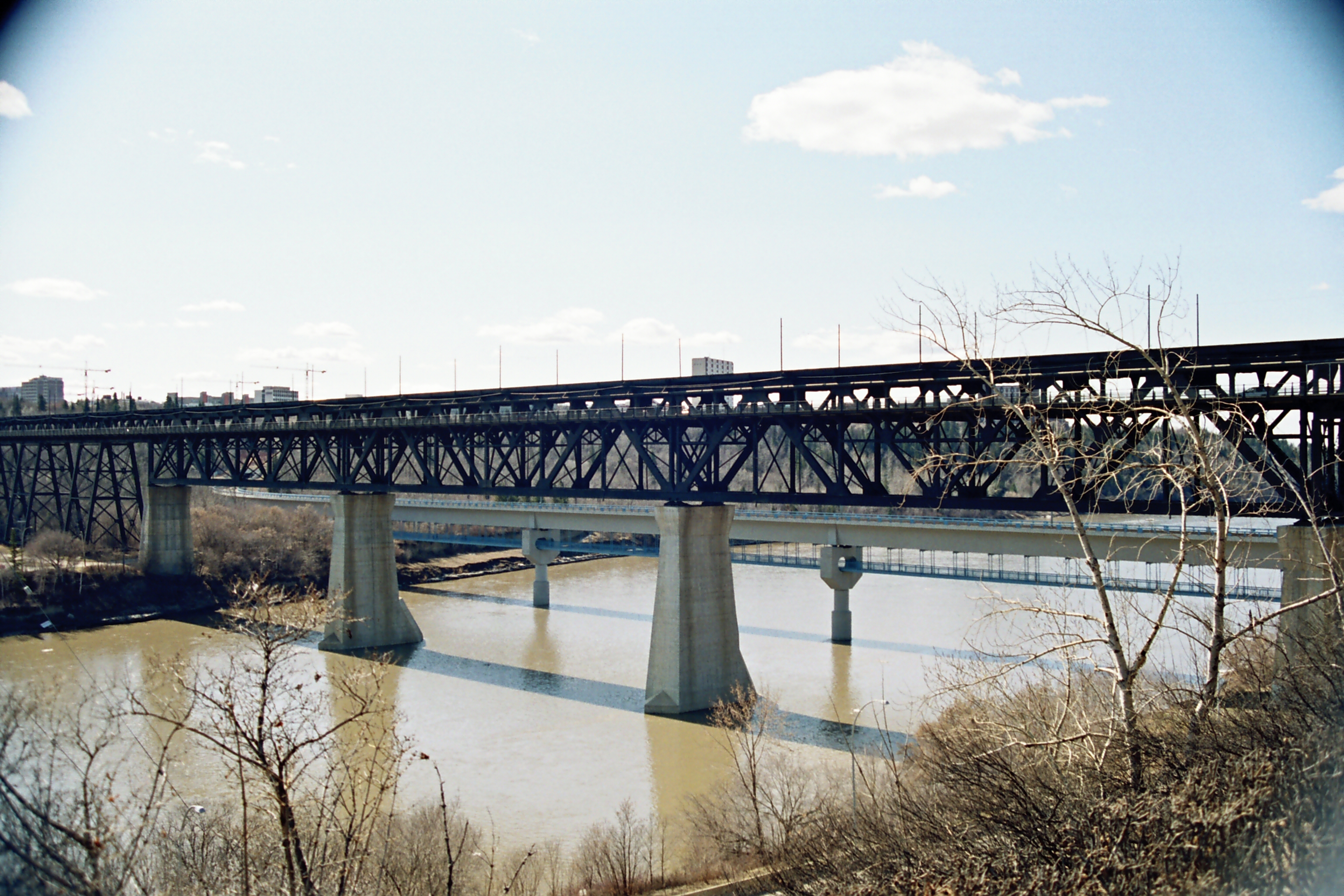 R002-002.JPG