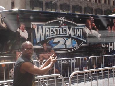  WWE bus