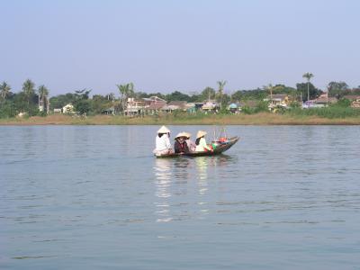 20041219-1-hue-PC180377.JPG