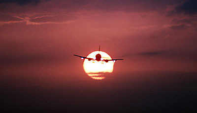 B737 approach sunset aviation stock photo #SS9713