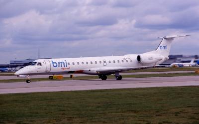 CS-TPJ  bmi Regional Embraer EMB145.jpg