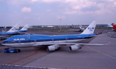 04.09.02 PH-BFD KLM Asia  B747-406SCD.jpg