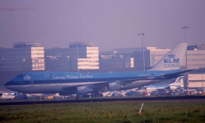 05.09.02  KLM Cargo  B747-206B F SCD.SUD  PH-BUH.jpg