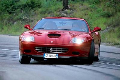 u16/anmb1/medium/38999432.Ferrari575M001.jpg