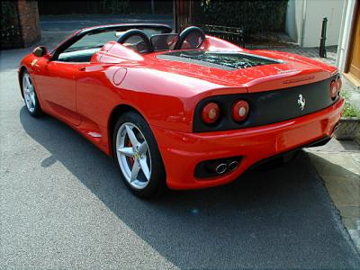 u16/anmb1/medium/39000659.Ferrari360Spyder003.jpg