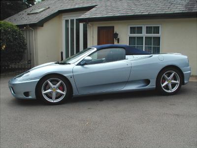 u16/anmb1/medium/39000660.Ferrari360Spyder004.jpg