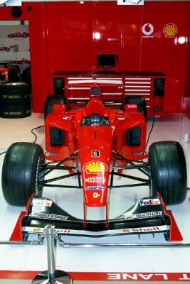 u16/anmb1/medium/39001725.Ferrari020.jpg