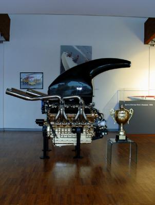 u16/anmb1/medium/39002022.Lamborghini017.jpg