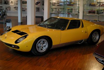 u16/anmb1/medium/39002056.Lamborghini051.jpg