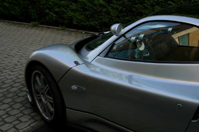 u16/anmb1/medium/39002596.Pagani034.jpg