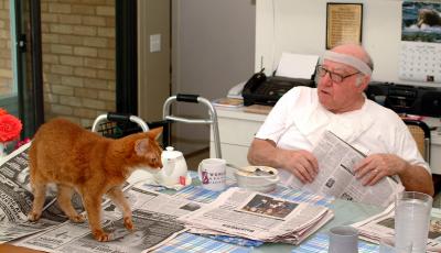 Dad & Keikei morning papers