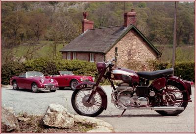 AERIAL SQ4  WITH FROGEYE SPRITE AND HEALEY 3000
