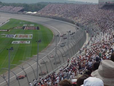 Everyone standing for start of CART's last Michigan 500