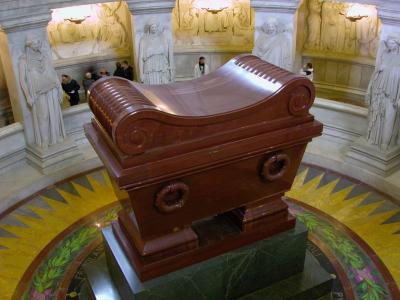 Who is buried in Napoleon's tomb?