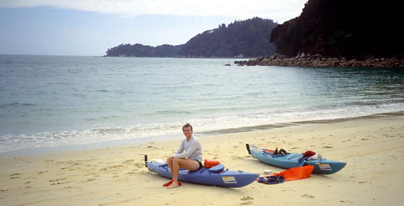 abel tasman b with kayaks