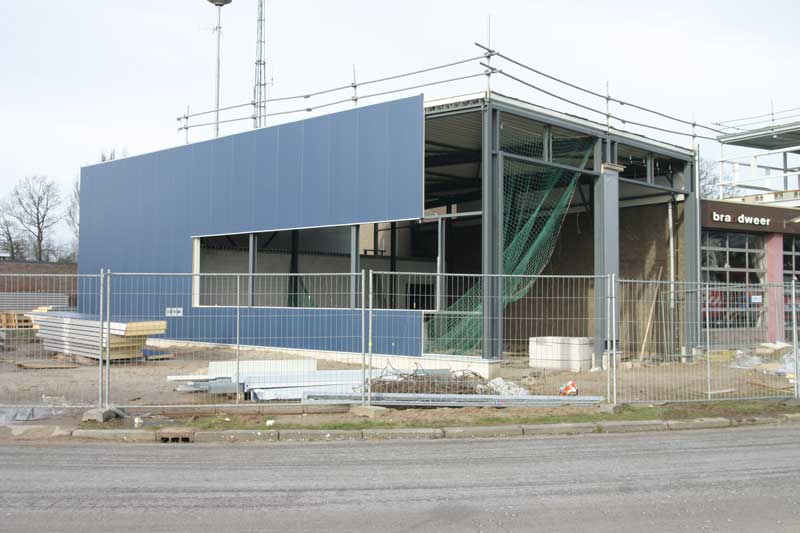 03-2.jpg