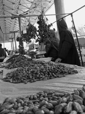 u16/cecilialim/medium/35542768.Sousse.SunMarket.Dates.BW.jpg