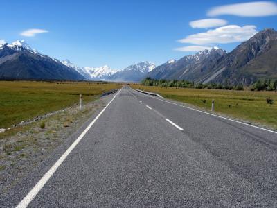 Road to Hooker Vally, Mt Cook