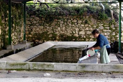 Washing on the street *